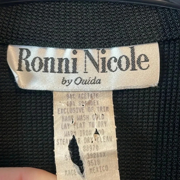 Vintage knit and beaded vest size Medium - Picture 2 of 5